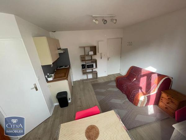 Appartement à louer 1 pièce 17.99m² Dijon (21000)