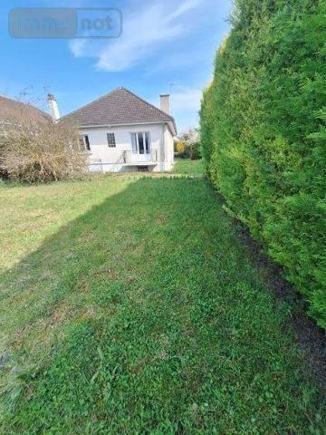 Maison à vendre à Saint-Julien-les-Villas dans l'Aube (10800), ref : 10378/1325