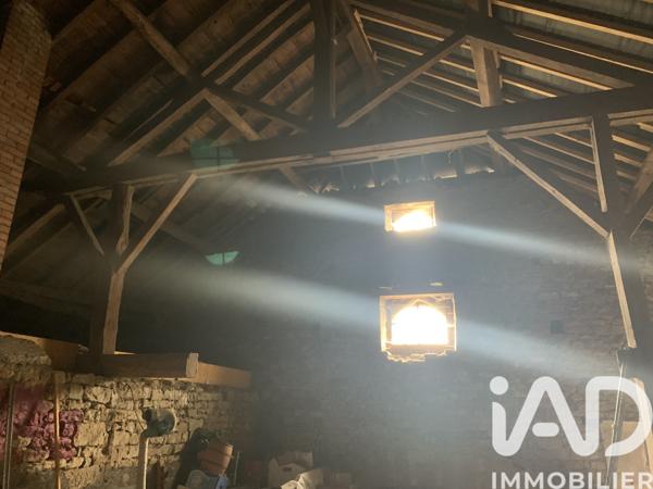 Maison à vendre 8 pièces 228 m² Haute-Amance