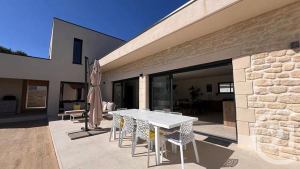 Maison à vendre  4 pièces - 157,55 m 2   UCHAUD  - 30
