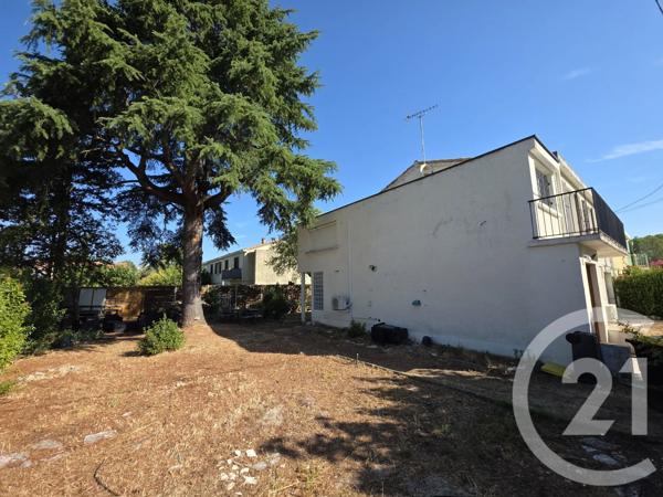 Maison à vendre  4 pièces - 157,55 m 2   UCHAUD  - 30