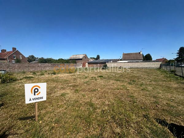 Vente
                Maison113,82 m² - 7 Pièces -
                    NESLE (80190)