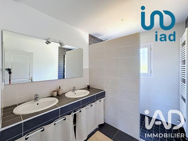 Maison à vendre 5 pièces 159 m² Peaugres