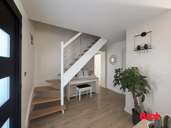 Maison 5 pièce(s)