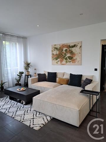 Appartement F3 à vendre  3 pièces - 54,50 m2 ST MAUR DES FOSSES - 94