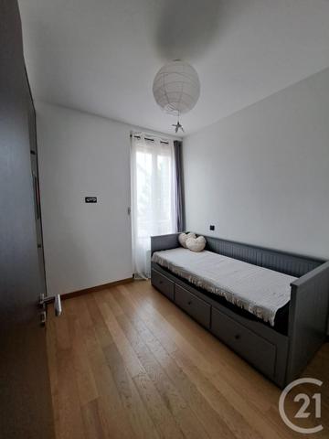 Appartement F3 à vendre  3 pièces - 54,50 m2 ST MAUR DES FOSSES - 94