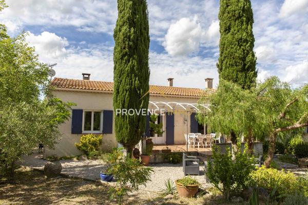 Mouriès (13890) Maison familiale de plain pied au coeur des Alpilles