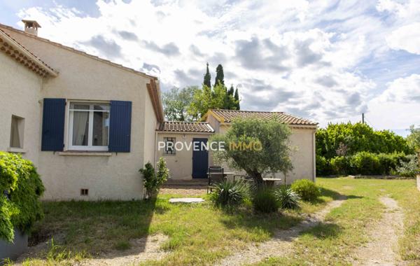 Mouriès (13890) Maison familiale de plain pied au coeur des Alpilles