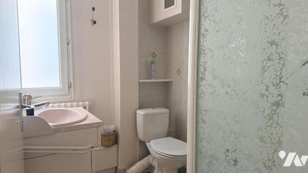 Appartement T8 avec ascenseur privatif, terrasse et garage situé dans le centre de Nantua