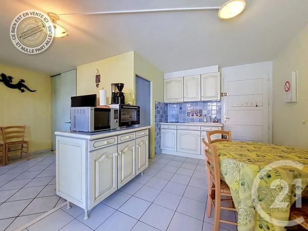 Appartement T2 à vendre  2 pièces - 45 m 2   LE BARCARES  - 66