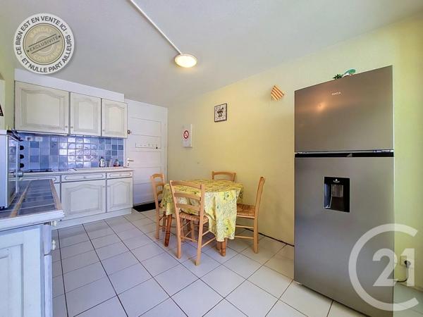 Appartement T2 à vendre  2 pièces - 45 m 2   LE BARCARES  - 66