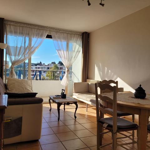 Appartement Grasse 3 pièces stationnement et cave