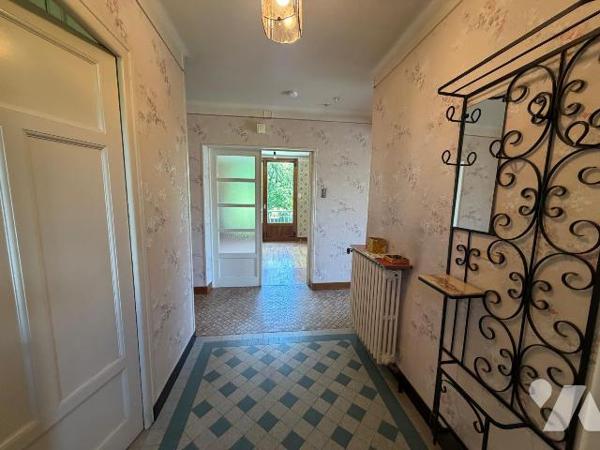 EXCLUSIVITE - ALBERTVILLE - QUARTIER SAINT SIGISMOND - 755 m² de terrain-5 CHAMBRES - 3 GARAGES