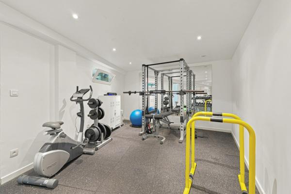 Vente Maison de luxe Prévessin-Moëns 8 Pièces 564 m²