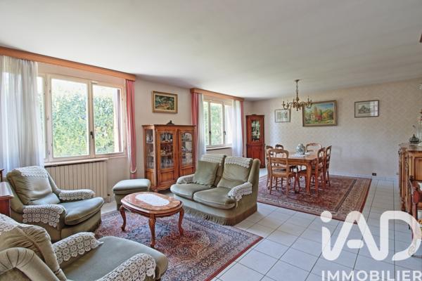 Maison à vendre 7 pièces 150 m² Saint-Leu-la-Forêt