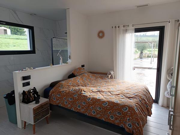 Maison 5 pieces avec piscine et grand terrain