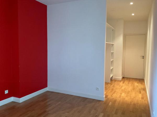 Appartement, Rez de jardin avec jardin d'hiver