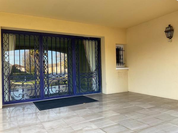 Appartement, Rez de jardin avec jardin d'hiver