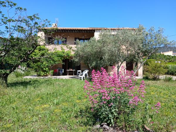 Manosque (04100) MAISON EN CAMPAGNE A DEUX PAS DES COMMERCES