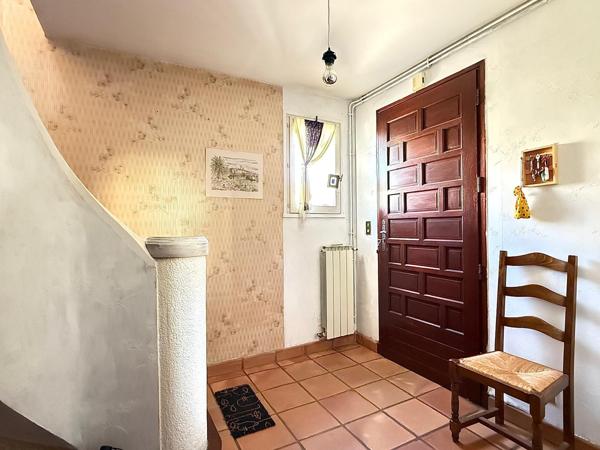 Manosque (04100) MAISON EN CAMPAGNE A DEUX PAS DES COMMERCES