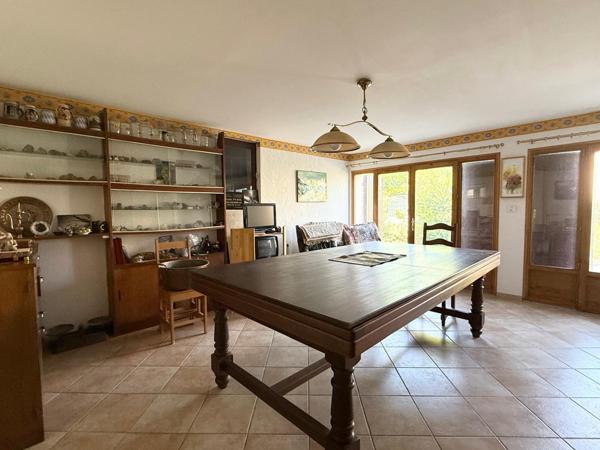 Manosque (04100) MAISON EN CAMPAGNE A DEUX PAS DES COMMERCES