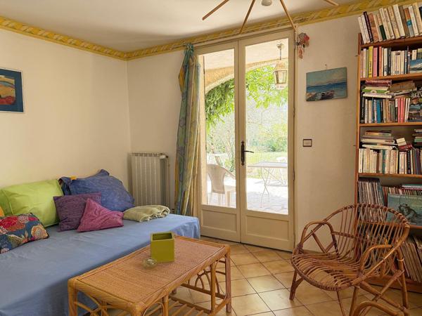 Manosque (04100) MAISON EN CAMPAGNE A DEUX PAS DES COMMERCES