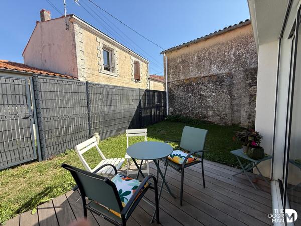 Immeuble - À vendre - 100 m² - DOMPIERRE-SUR-MER | The Door Man