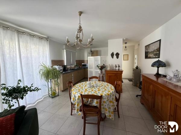 Immeuble - À vendre - 100 m² - DOMPIERRE-SUR-MER | The Door Man