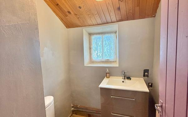 Maison à vendre    6 pièces •  Rencurel