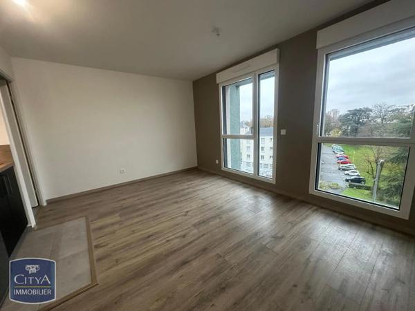 Appartement à louer 1 pièce 21.3m² Tours (37100)