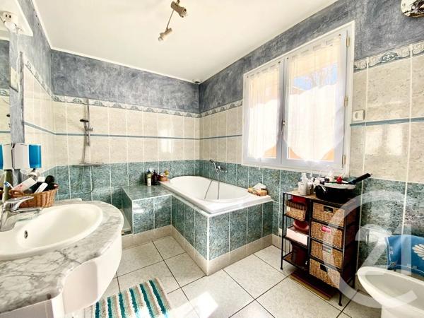 Maison à vendre  5 pièces - 182,50 m 2   LUNEL VIEL  - 34
