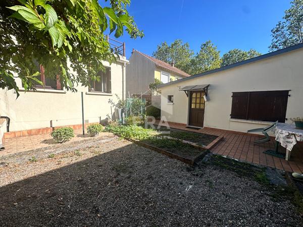 Maison 5 pièces à vendre à Créteil - Proche village, rare sur le marché