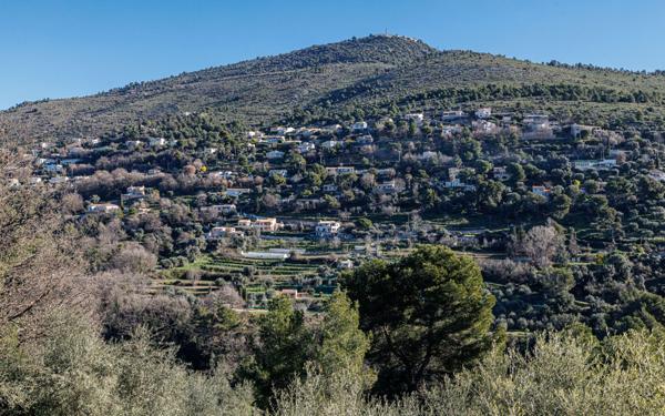 Maison à vendre    7 pièces • 160 m2 Aspremont