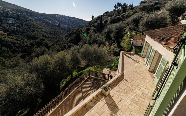 Maison à vendre    7 pièces • 160 m2 Aspremont