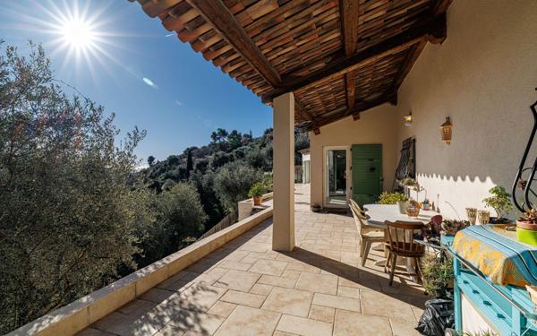 Maison à vendre    7 pièces • 160 m2 Aspremont