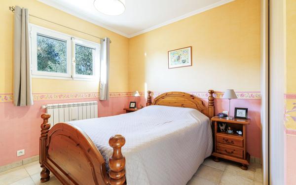 Maison à vendre    7 pièces • 160 m2 Aspremont