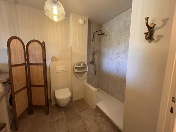 Golf de Pont Royal vue sur le lac,calme absolu, jardin privatif