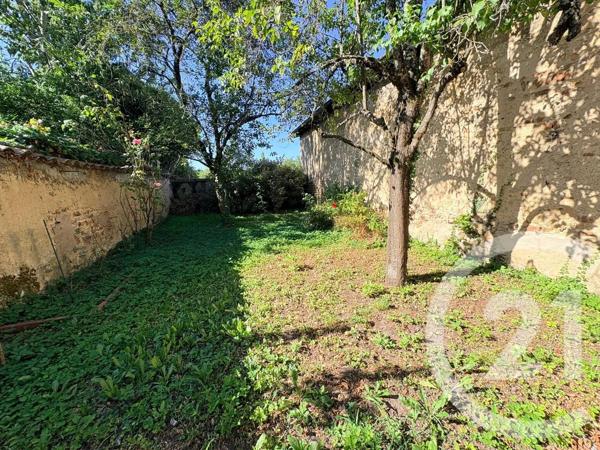 Maison à vendre  7 pièces - 245 m 2   BOURG EN BRESSE  - 01