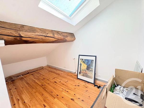 Maison à vendre  7 pièces - 245 m 2   BOURG EN BRESSE  - 01