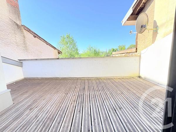 Maison à vendre  7 pièces - 245 m 2   BOURG EN BRESSE  - 01