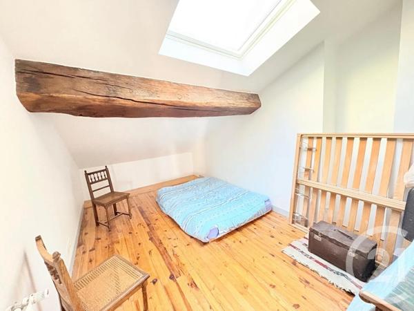 Maison à vendre  7 pièces - 245 m 2   BOURG EN BRESSE  - 01