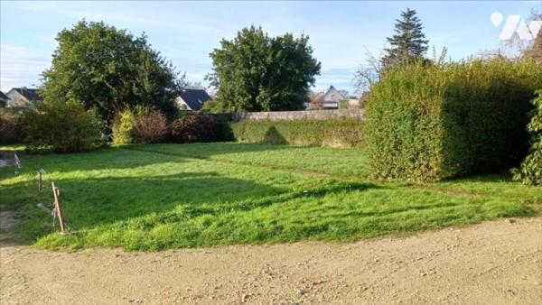 Proche Place de Tourlaville.  Terrain à bâtir viabilisé de 560 m².