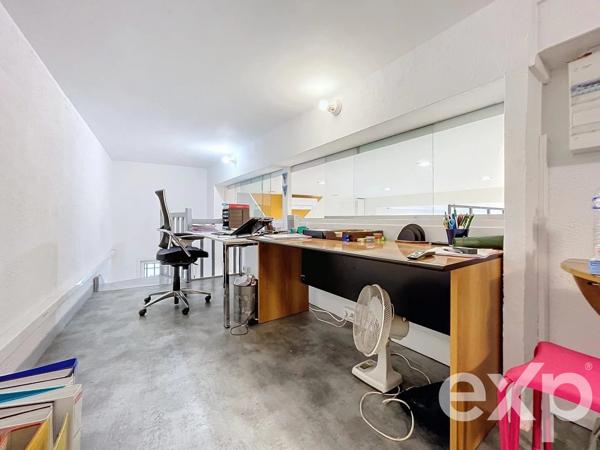 Local commercial en plein coeur de Saint-Raphaël de plus de 100 m²