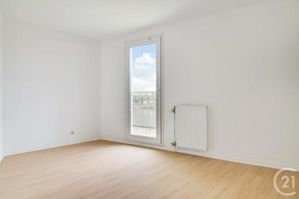 Appartement F4 à vendre  4 pièces - 78,22 m2 VITRY SUR SEINE - 94