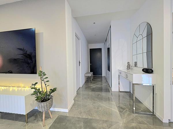 AV VENDRE MAISON RÉCENTE 2022