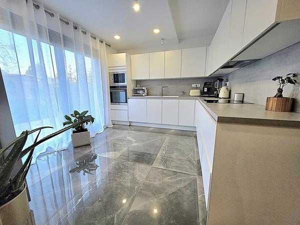 AV VENDRE MAISON RÉCENTE 2022