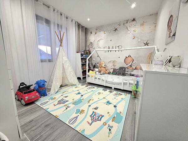 AV VENDRE MAISON RÉCENTE 2022