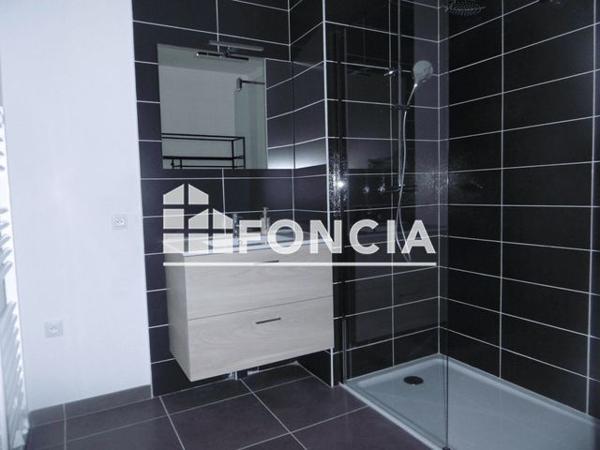 Location Appartement 3 pièces 61.9 m² - 27 RUE CHARLES BAUDELAIRE Clermont-ferrand 63000