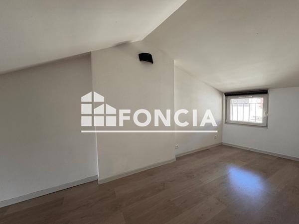 Location Appartement 3 pièces 53 m² - 5 RUE DE LA MADELEINE Albi 81000
