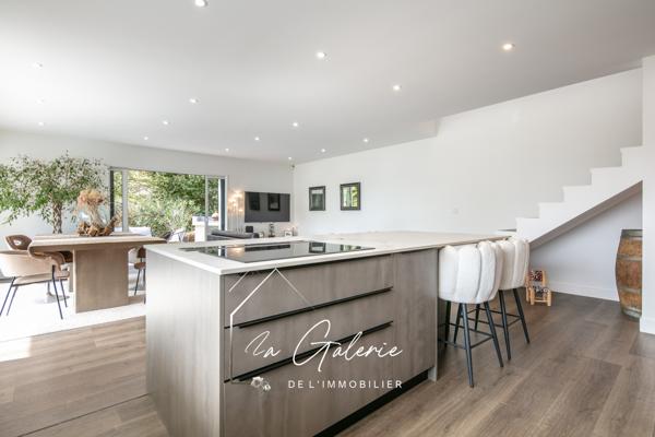 MAISON D’ARCHITECTE LE FONTANIL-CORNILLON